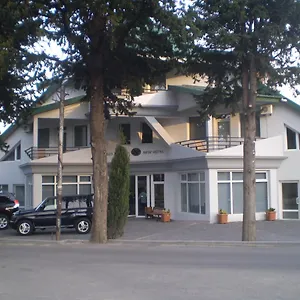 new-hotel-tbilisi.alltbilisihotels.com/